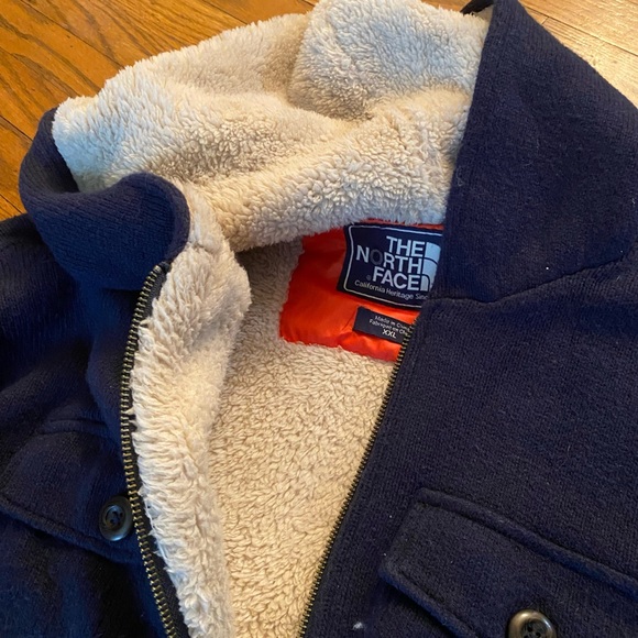 blue north face sherpa lined zip up jacket - Picture 2 of 3